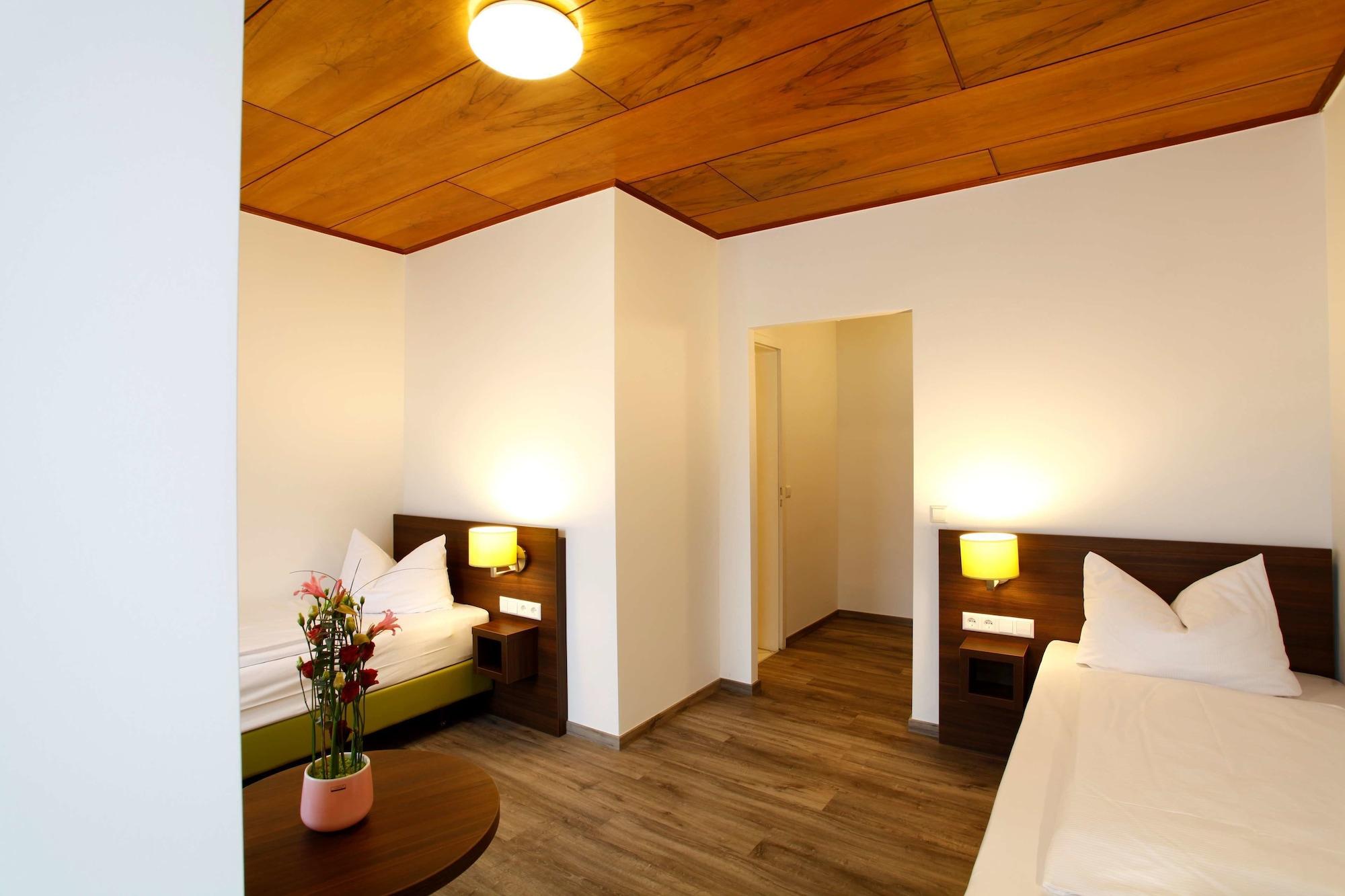 Arthotel Ana Eden Карлсруе Екстериор снимка