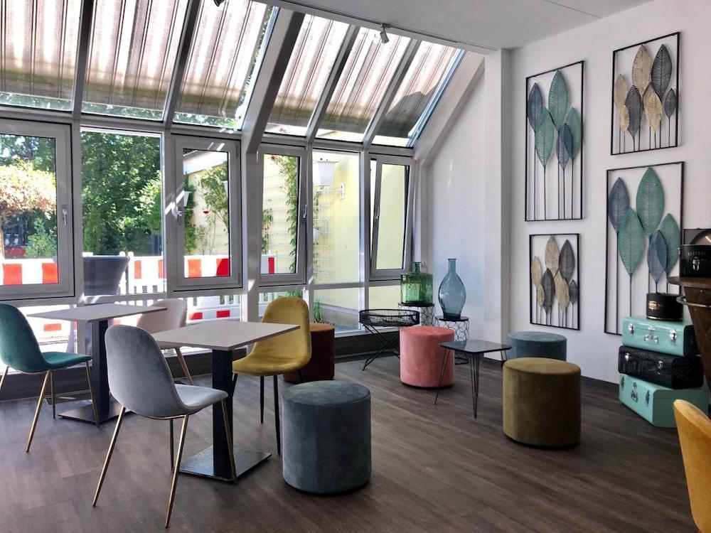 Arthotel Ana Eden Карлсруе Екстериор снимка