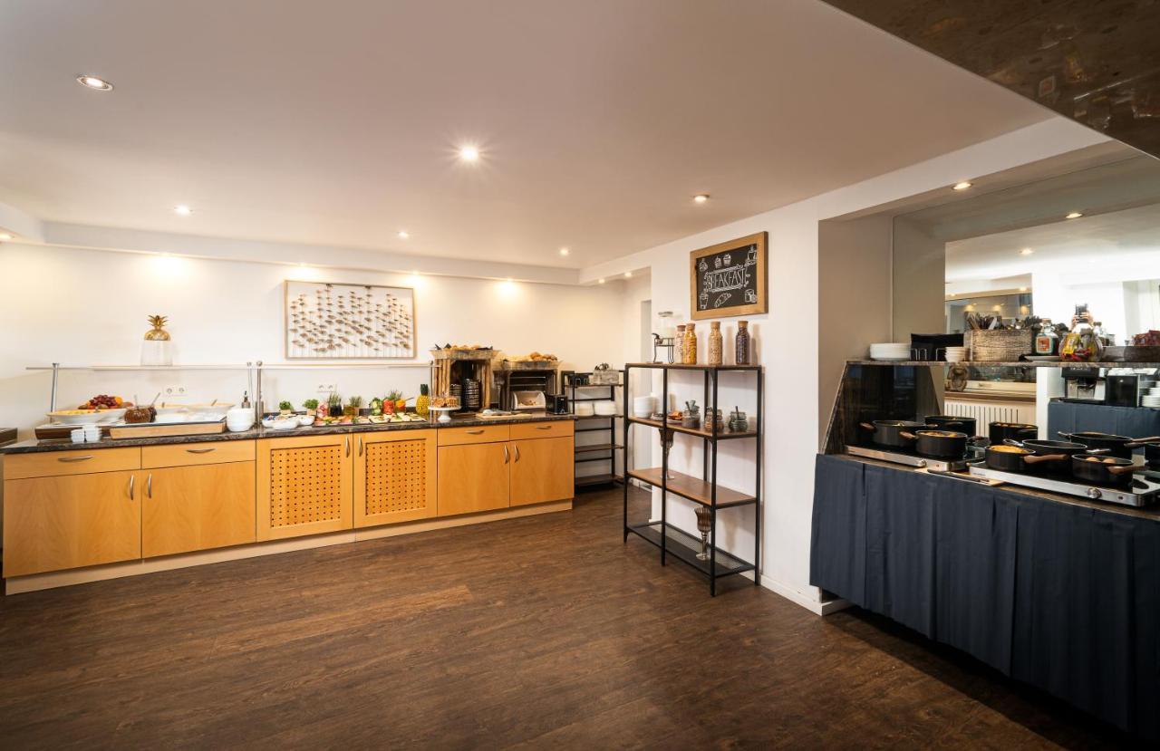 Arthotel Ana Eden Карлсруе Екстериор снимка